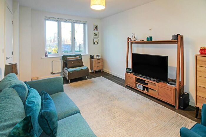 3 Bedroom Detached House For Sale In Dace Grove, Shirley, Blythe Valley, Solihull, B90