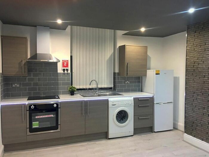 2 Bedroom Flat To Rent In Onslow Road, Liverpool L6