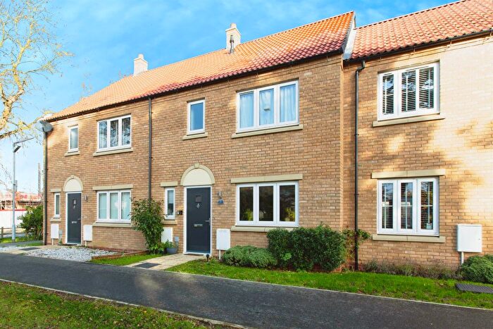 3 Bedroom Terraced House For Sale In Groom Walk, Raunds, Wellingborough, NN9