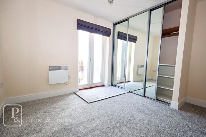 2 Bedroom Flat For Sale In Nelson Road, Clacton-On-Sea, Essex, CO15