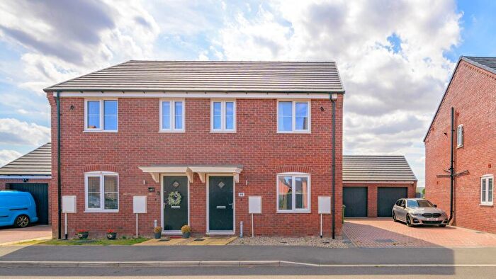 3 Bedroom Semi-Detached House For Sale In Meres Way, Swineshead, Boston, PE20