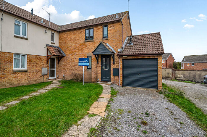 2 Bedroom Terraced House For Sale In Orchard Mead, Royal Wootton Bassett, Swindon, SN4
