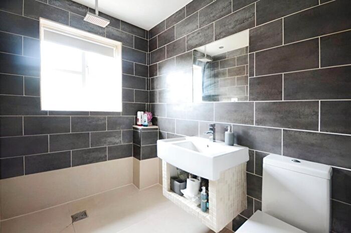 1 Bedroom Terraced House To Rent In Hedingham Mews, SL6