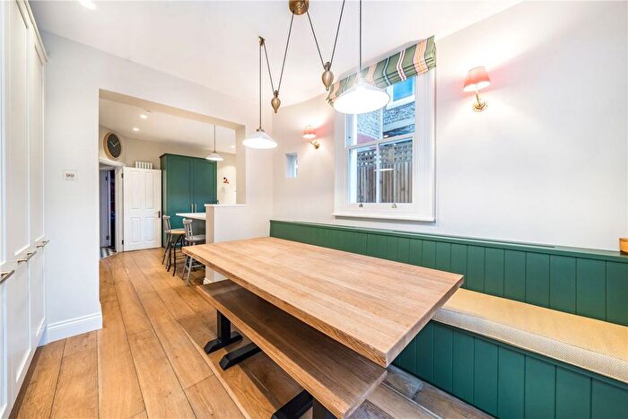 5 Bedroom Terraced House For Sale In Brudenell Road, London, SW17