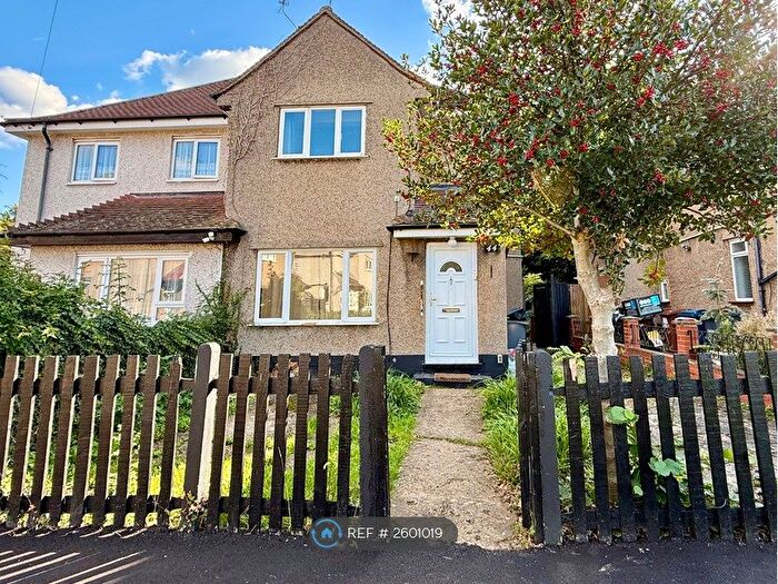 3 Bedroom Semi-Detached House To Rent In Beatty Road, Stanmore, HA7