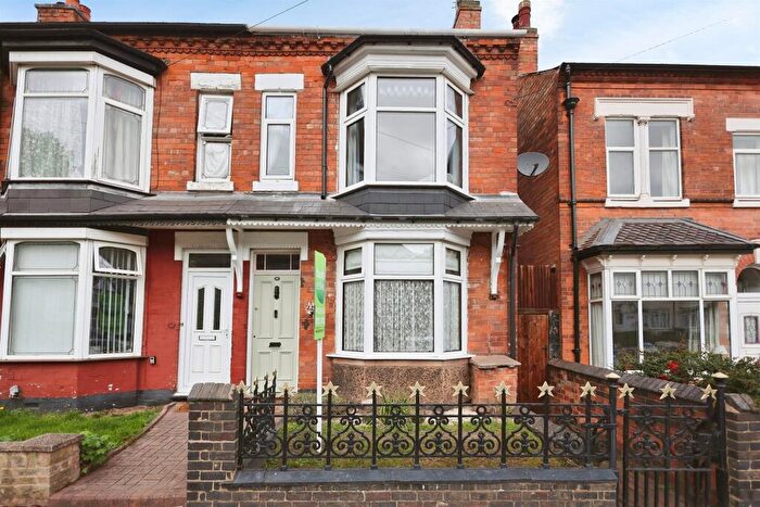 3 Bedroom End Of Terrace House For Sale In Deakin Road, Birmingham, B24