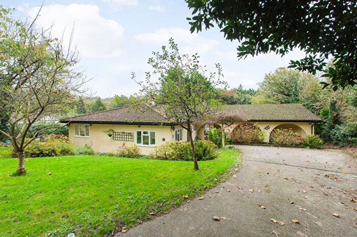4 Bedroom Detached Bungalow For Sale In Upper Road, Dover, CT16