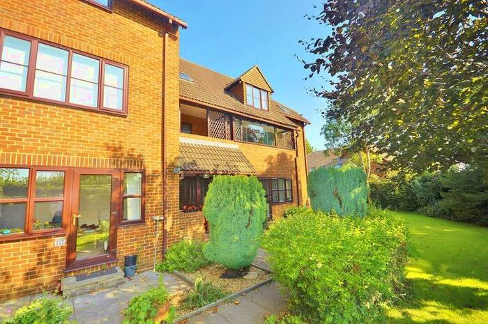 2 Bedroom Flat To Rent In Westdene, Summerhouse Road, Godalming, GU7