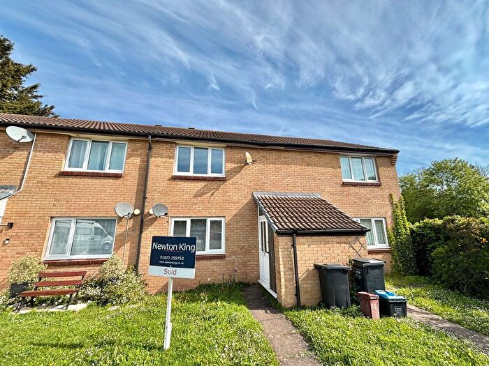 1 Bedroom Flat To Rent In Allington Close, Taunton, TA1