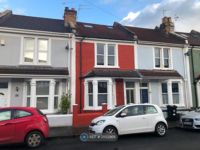 3 Bedroom Terraced House To Rent In Carrington Road, Bristol, BS3