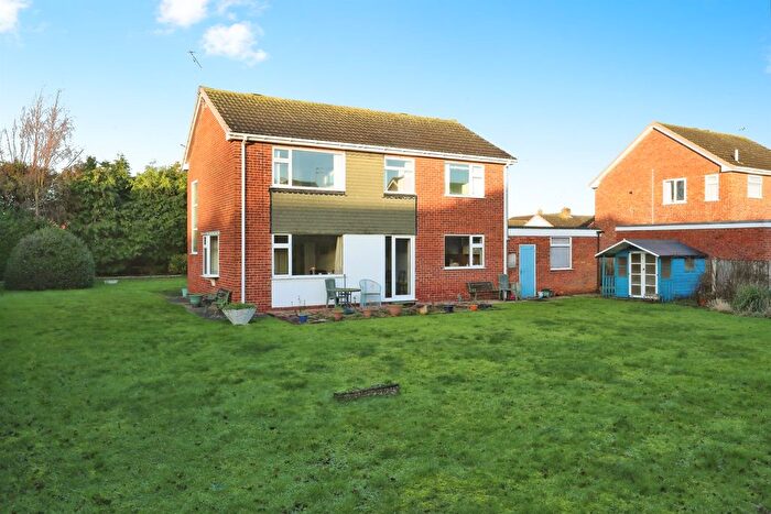 4 Bedroom Detached House For Sale In Haddon Road, Retford, DN22