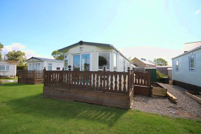 2 Bedroom Park Home For Sale In Pinemoor Caravan Park, Burley Bank Road, Harrogate, HG3