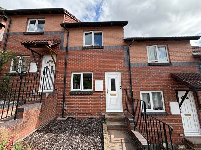2 Bedroom Terraced House For Sale In Farm Hill, Exwick, EX4