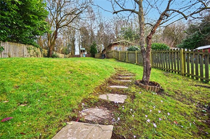 4 Bedroom Detached House For Sale In Acaster Drive, Garforth, Leeds, West Yorkshire, LS25