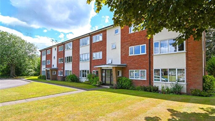 2 Bedroom Flat To Rent In Arosa Drive, Harborne, Birmingham, B17