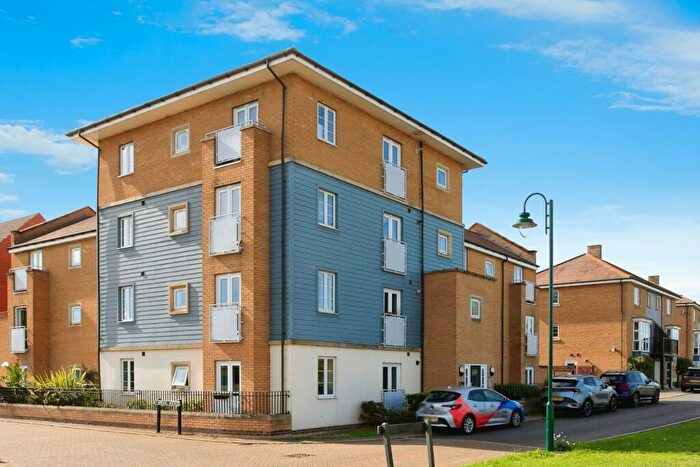 2 Bedroom House For Sale In New Lakeside, Hampton Vale, Peterborough, Cambridgeshire, PE7