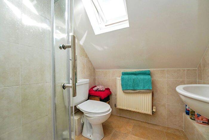 3 Bedroom End Of Terrace House For Sale In Evesham Road, Harvington, Worcestershire, WR11