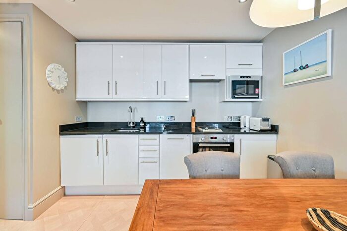 1 Bedroom Flat To Rent In Ebury Street, Belgravia, London, SW1W