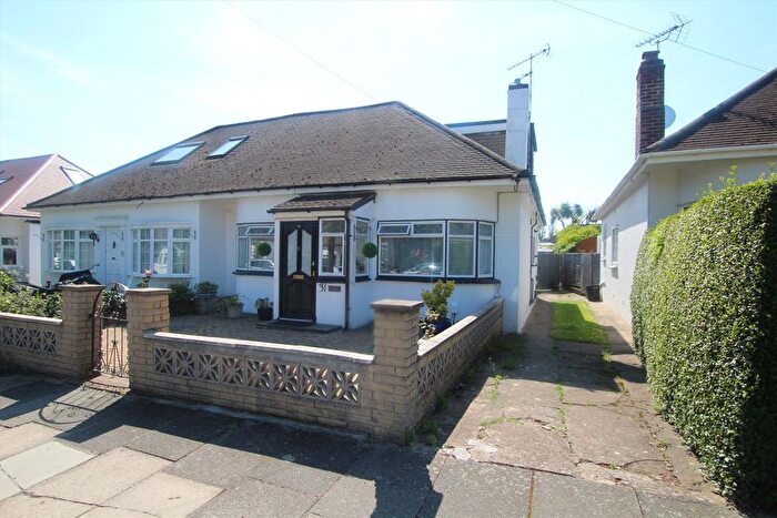 4 Bedroom Property To Rent In Gladstone Avenue, Twickenham, TW2