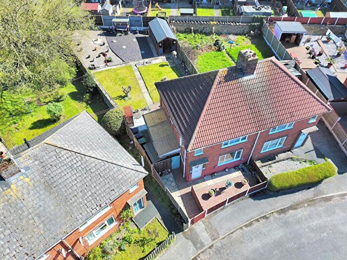 3 Bedroom Semi Detached House For Sale In Lamb Crescent, Ripley, DE5