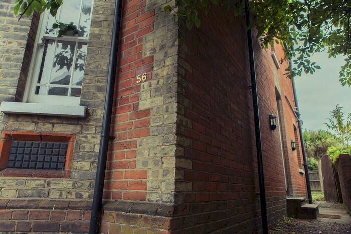 1 Bedroom End Of Terrace House To Rent In Church Road, Guildford, GU1