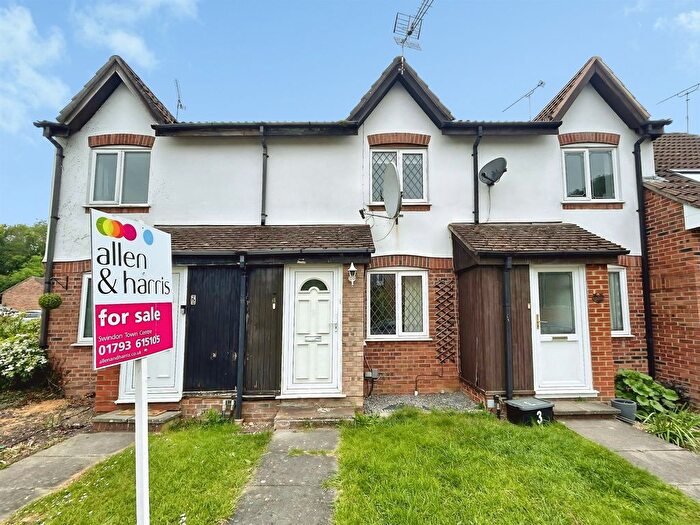 2 Bedroom Terraced House For Sale In Watercrook Mews, Westlea, Swindon, SN5