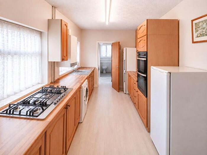 3 Bedroom End Of Terrace House For Sale In Alfred Street, Gloucester, GL1