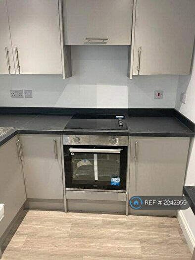 3 Bedroom Terraced House To Rent In High Street, Glynneath, Neath, SA11