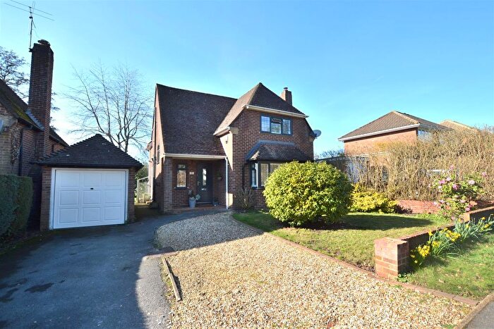 3 Bedroom Detached House For Sale In Longdown, Fleet, GU52