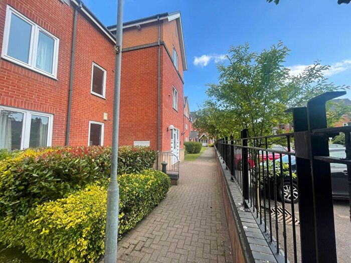 2 Bedroom Apartment To Rent In Corvette Court, Cardiff Bay, CF10