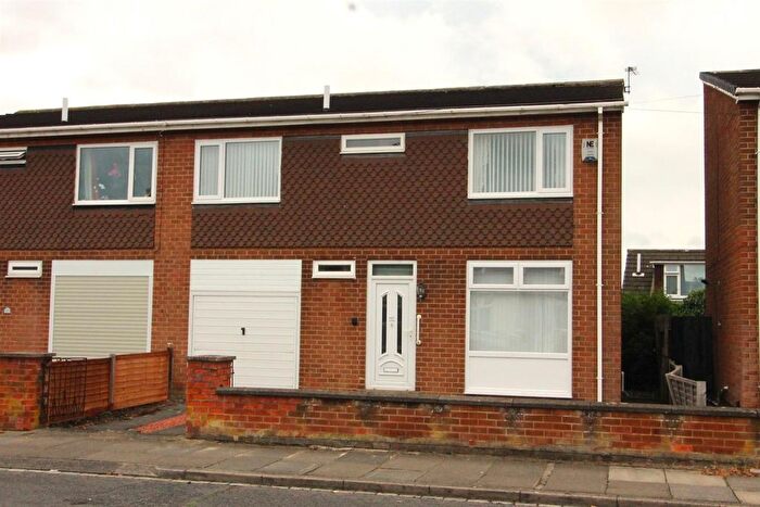 4 Bedroom Semi-Detached House For Sale In Darlington Lane, Norton, Stockton-On-Tees, TS20
