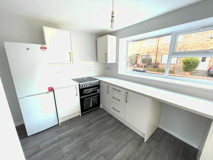 2 Bedroom Flat To Rent In Chesnut Avenue, Hull HU5