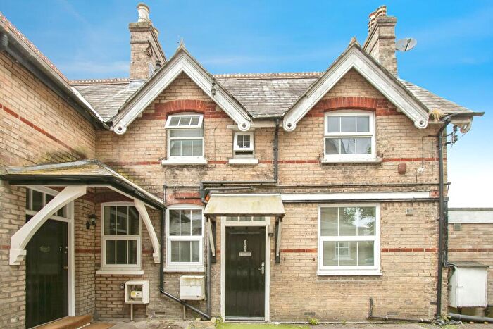 2 Bedroom Flat For Sale In Wimborne Road, Bournemouth, Dorset, BH2