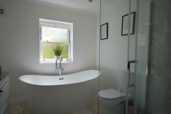 4 Bedroom House To Rent In Stocks Lane, Faldingworth, Market Rasen, LN8