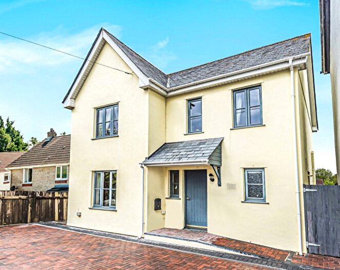 6 Bedroom Detached House For Sale In Launceston Road, Kelly Bray, Callington, Cornwall, PL17