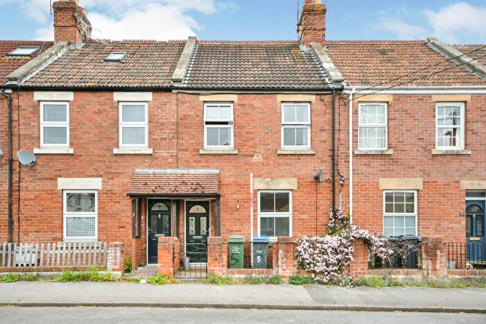 2 Bedroom Terraced House To Rent In Canterbury Street, Chippenham, SN14