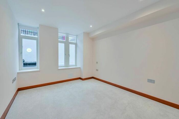 2 Bedroom Flat To Rent In Flat The Belvedere, Bloomsbury, London, WC1R