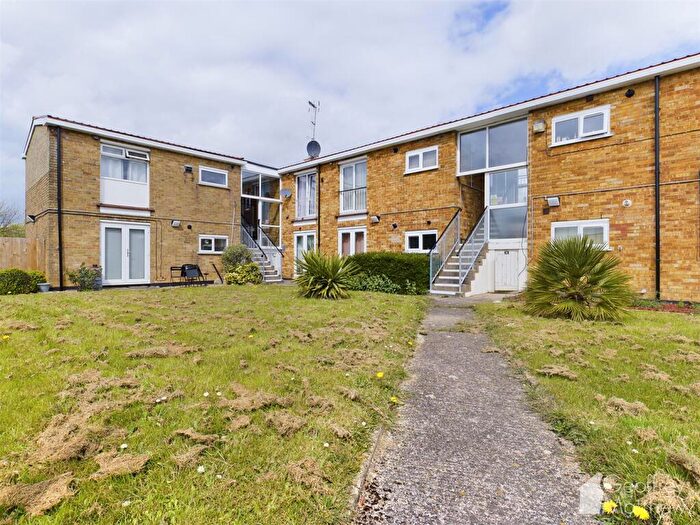 Studio To Rent In Angle Ways, Stevenage, SG2