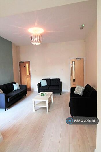 8 Bedroom Terraced House To Rent In Parkers Road, Sheffield, S10