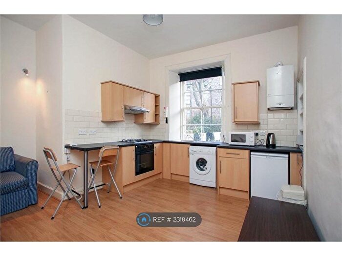 1 Bedroom Flat To Rent In Moncrieff Terrace, Edinburgh, EH9
