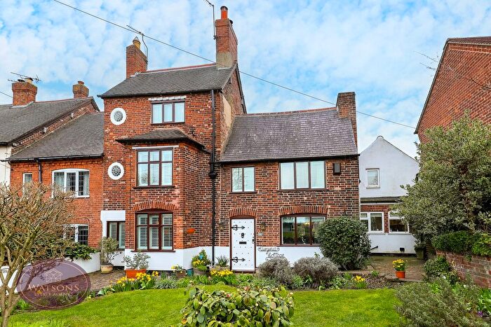 4 Bedroom Semi-Detached House For Sale In Main Road, Watnall, Nottingham, NG16