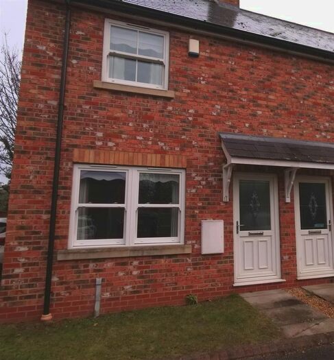 2 Bedroom Property To Rent In Tannery Close, Waltham, Grimsby, DN37