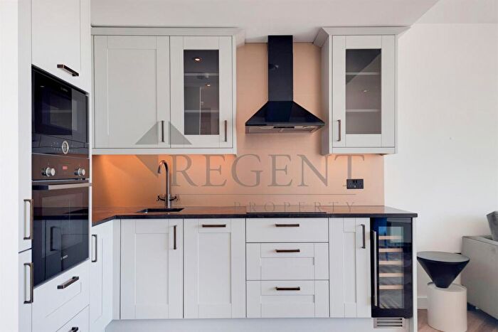 1 Bedroom Apartment To Rent In Merino Gardens, London Dock, E1W