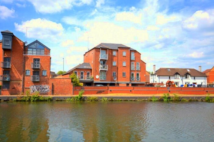 1 Bedroom Flat To Rent In Cattle Market Road, Northampton, NN1