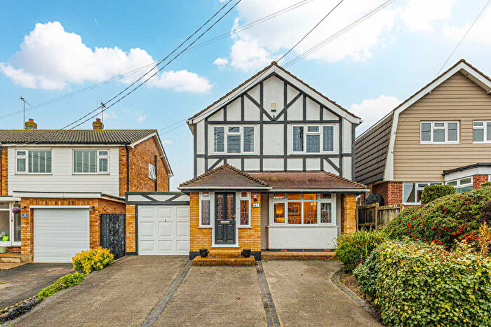 4 Bedroom Detached House For Sale In Elm View Road, Benfleet, SS7