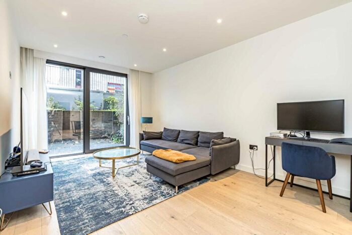 1 Bedroom Flat To Rent In Golden Lane, The Denizen, EC1Y