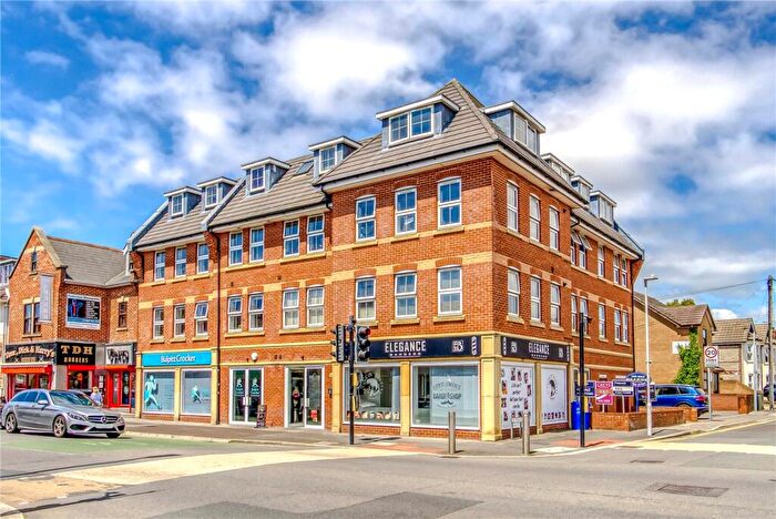 2 Bedroom Apartment For Sale In Victoria Road, Poole, Dorset, BH12