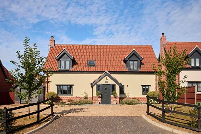 4 Bedroom House For Sale In Church Road, South Lopham, Diss, IP22