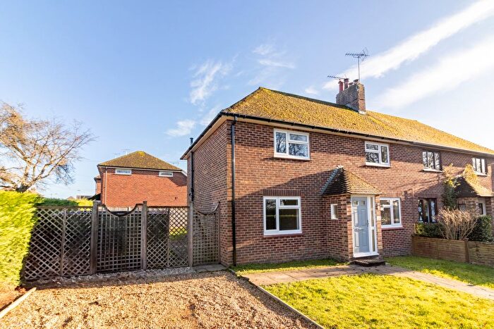 3 Bedroom Semi-Detached House To Rent In Jesty Road, Alresford, Hampshire, SO24