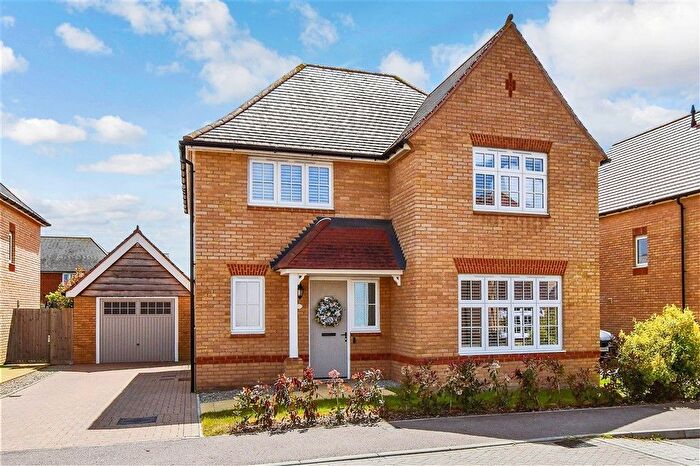 4 Bedroom Detached House For Sale In Great Threads, Staplehurst, Kent, TN12